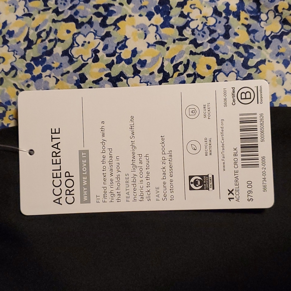 Athleta Black Crop pants Woman's Size 1X - Picture 3 of 10